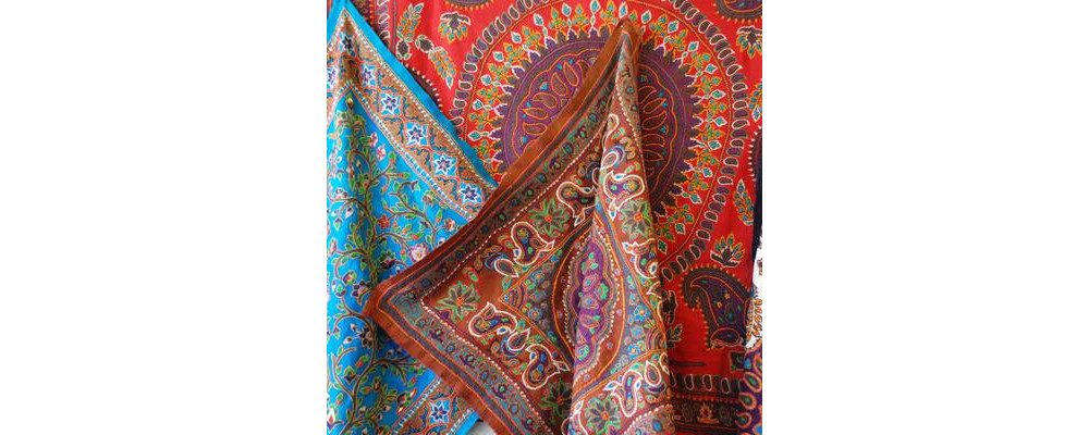 Pateh Douzi (un arte folclórico de labor de aguja tradicional iraní)